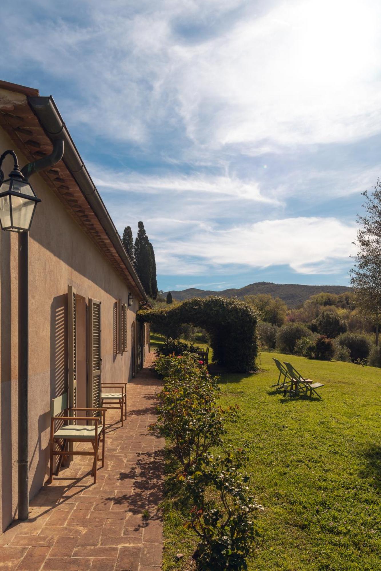 Bolgheri Countryhouse Villa *